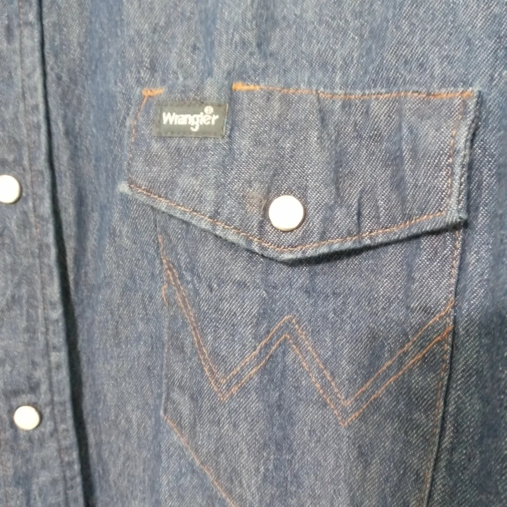 Wrangler pearl button long sleeve denim shirt jacket